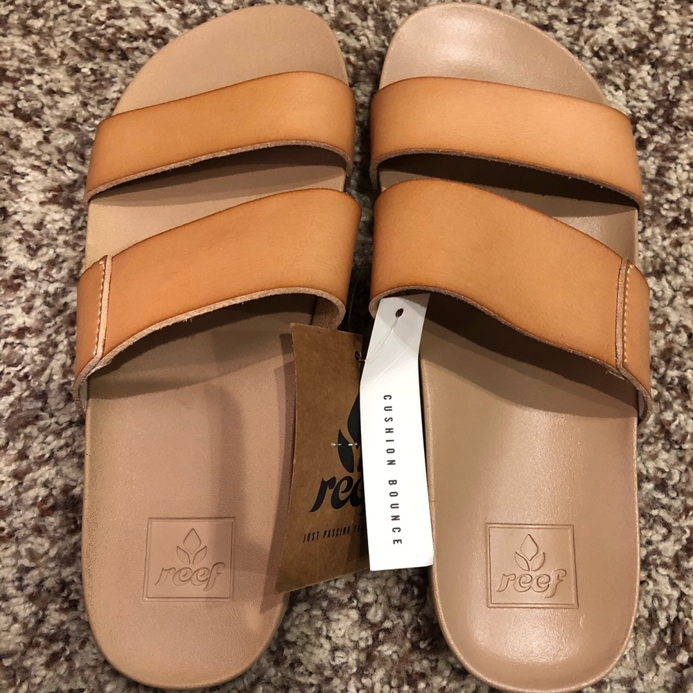 Reef beach sandals 🤩